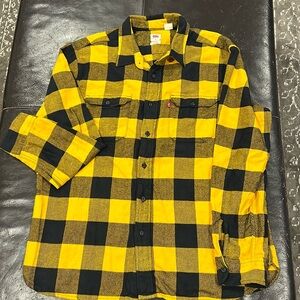 Yellow and black Levi’s flannel